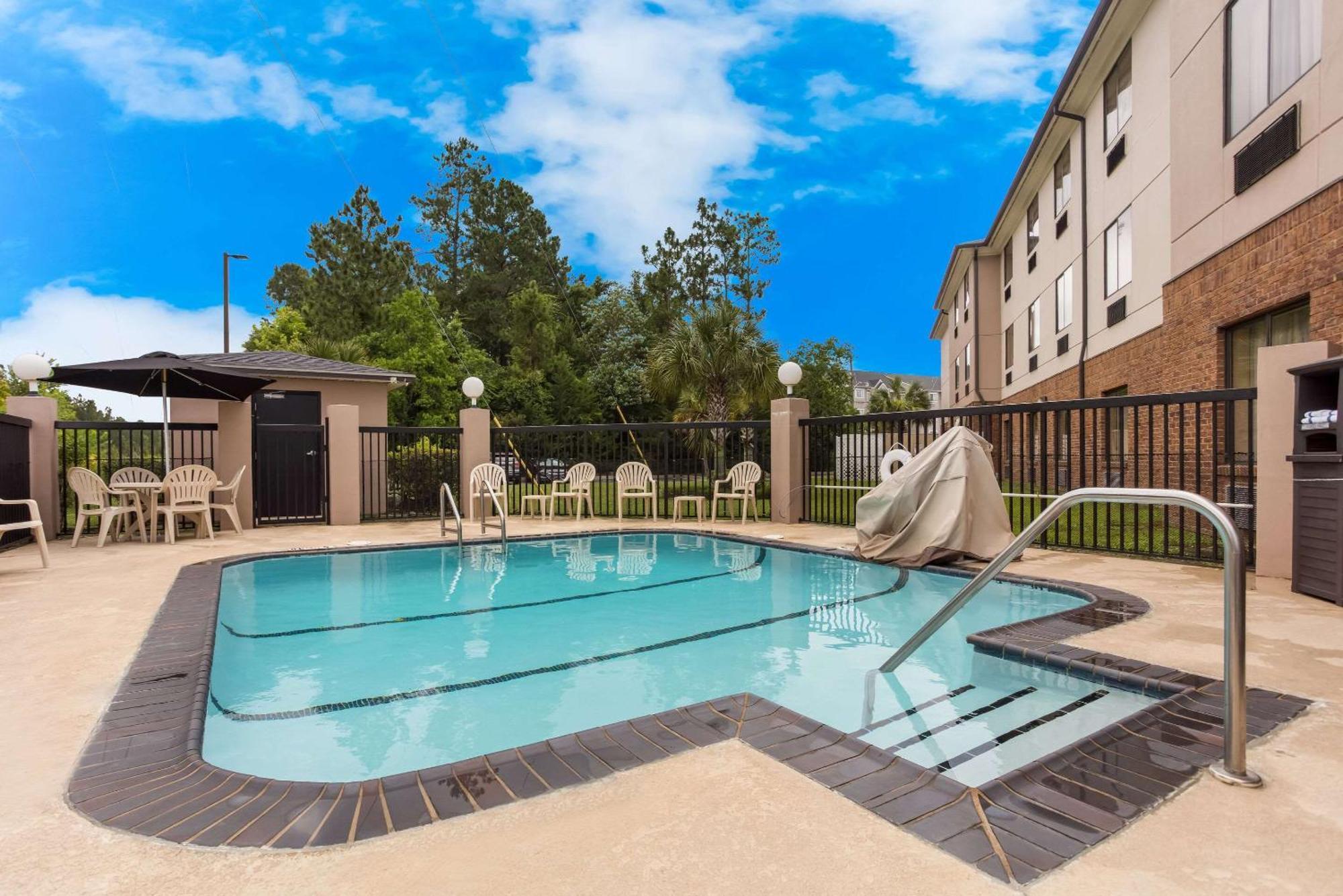 Comfort Suites North Mobile Saraland Esterno foto